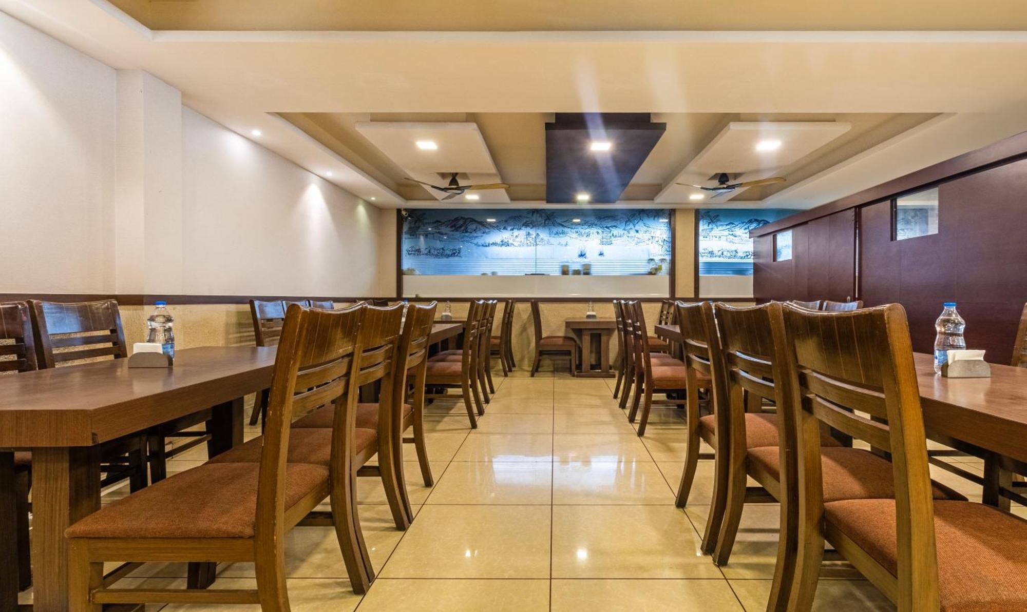 Treebo Grand Canyon By D2V Kochi Exterior photo