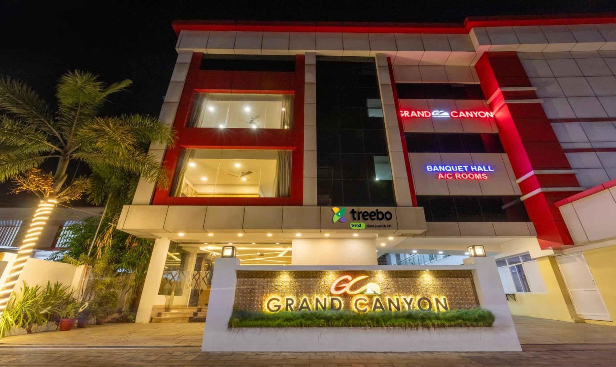 Treebo Grand Canyon By D2V Kochi Exterior photo
