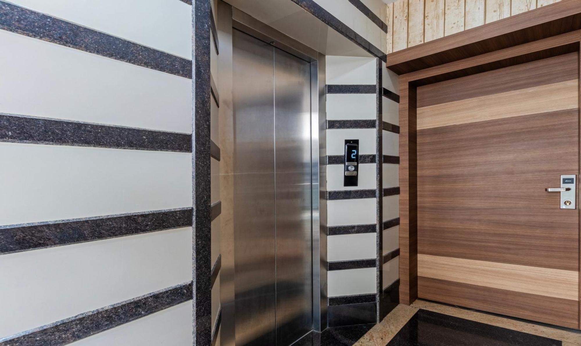 Treebo Grand Canyon By D2V Kochi Exterior photo