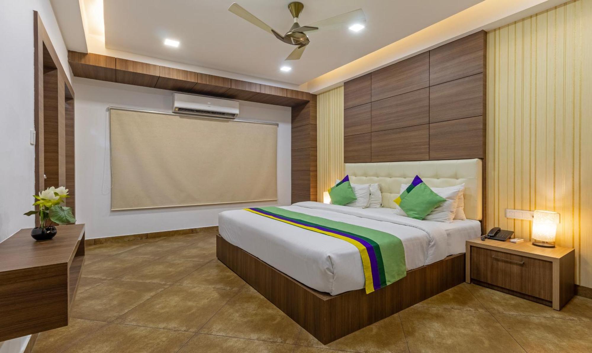 Treebo Grand Canyon By D2V Kochi Exterior photo